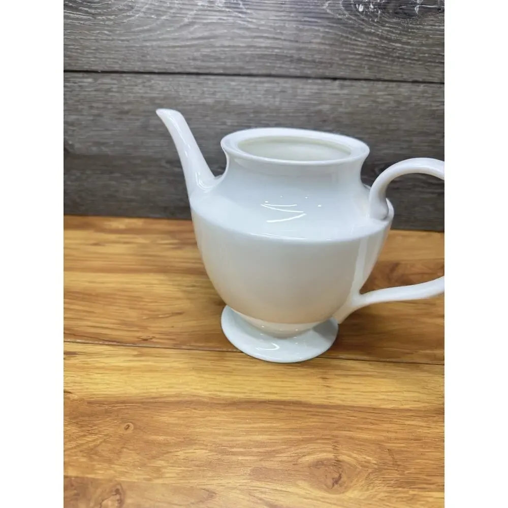 Lenox Classic White Fine Bone China Teapot Coffee Pot Made in USA Mint